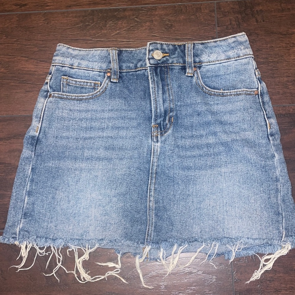 Pacsun jean skirt size 23